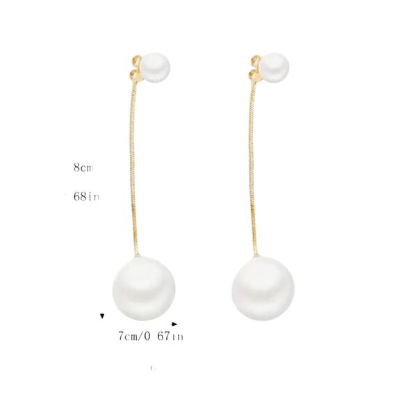 Elegant Pearl Drop Earrings with Gold Accents - Picture 3 of 3